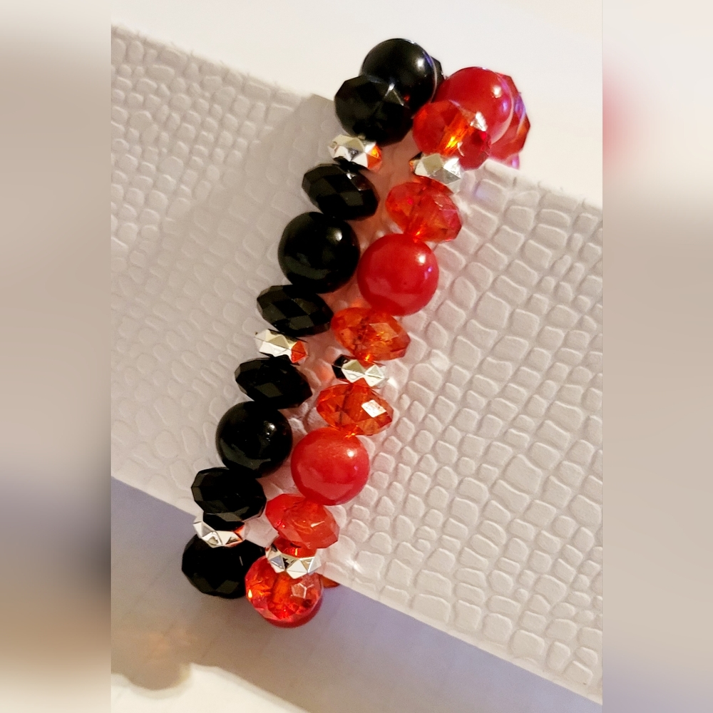 Red & Black Handcrafted Beaded Bracelet